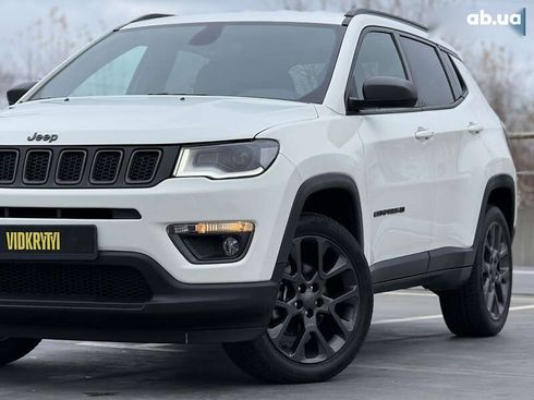 Jeep Compass 2021 - фото 3