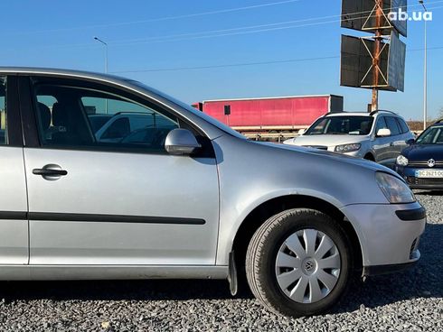 Volkswagen Golf 2005 серый - фото 12