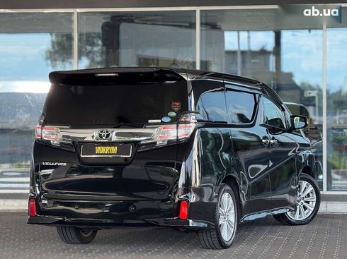Toyota Vellfire 2017 - фото 18