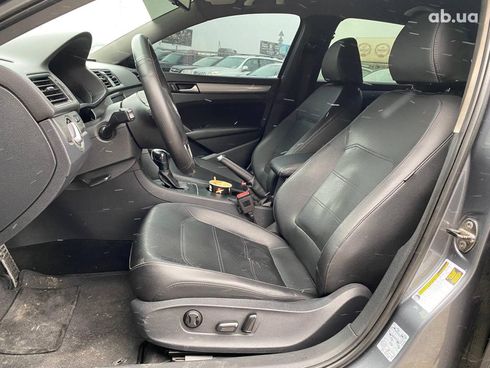 Volkswagen Passat 2012 серый - фото 34