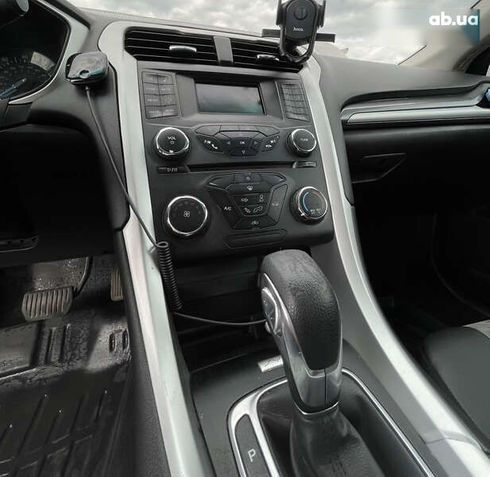 Ford Fusion 2015 - фото 10