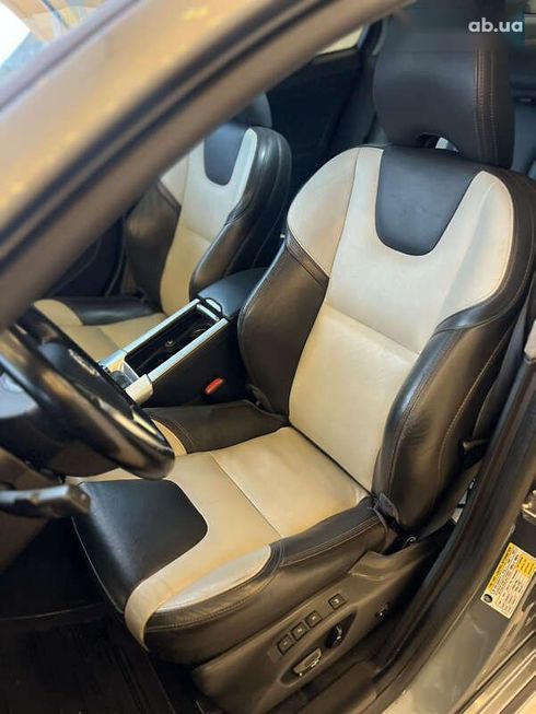 Volvo S60 2015 - фото 10