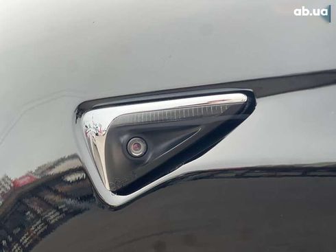 Tesla Model S 2019 - фото 13