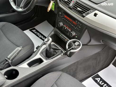 BMW X1 2011 черный - фото 20
