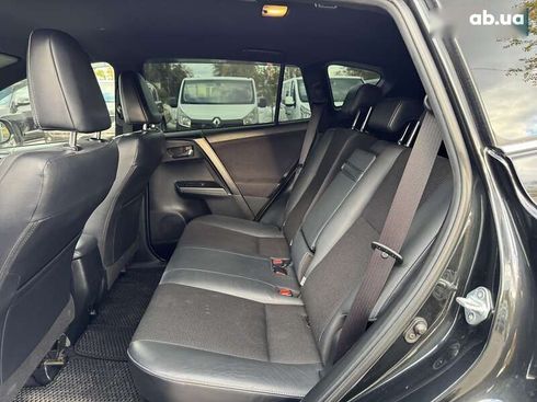 Toyota RAV4 2017 - фото 15