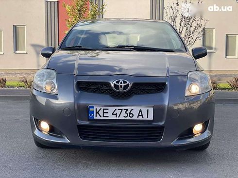 Toyota Auris 2008 - фото 2