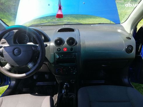 Chevrolet Aveo 2006 - фото 12