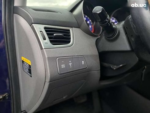 Hyundai Elantra 2011 - фото 20