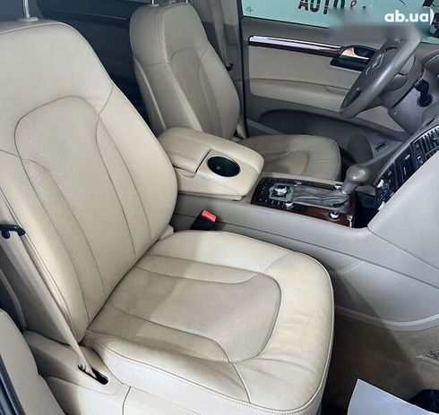 Audi Q7 2012 - фото 10