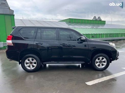 Toyota Land Cruiser Prado 2010 - фото 16