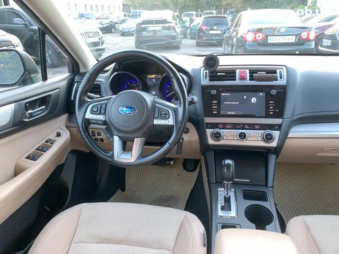 Subaru Outback 2016 бежевый - фото 97