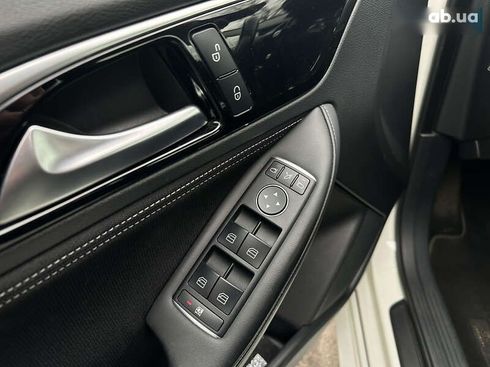 Infiniti Q30 2017 - фото 13