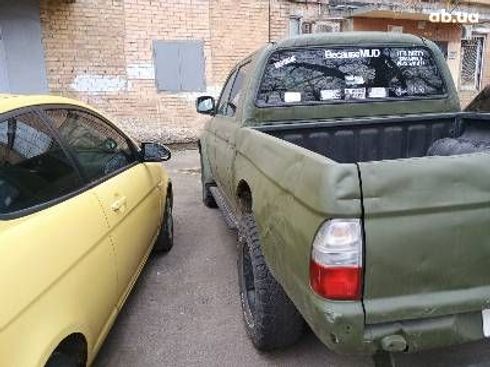 Mitsubishi L200 2004 - фото 3