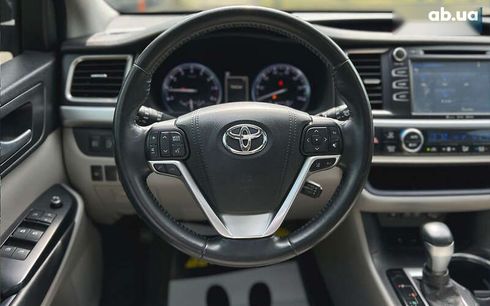 Toyota Highlander 2017 - фото 17