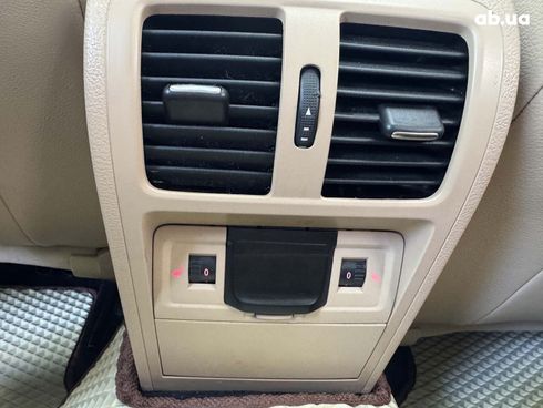 Volkswagen Passat 2011 черный - фото 20