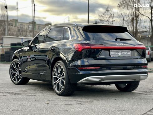 Audi E-Tron 2019 черный - фото 6