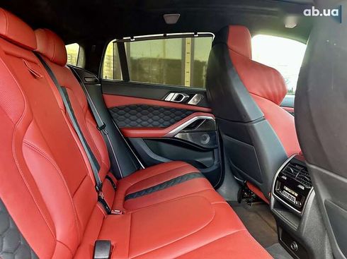 BMW X6 M 2020 - фото 22