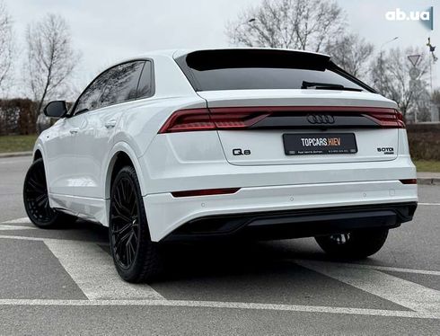 Audi Q8 2023 - фото 9