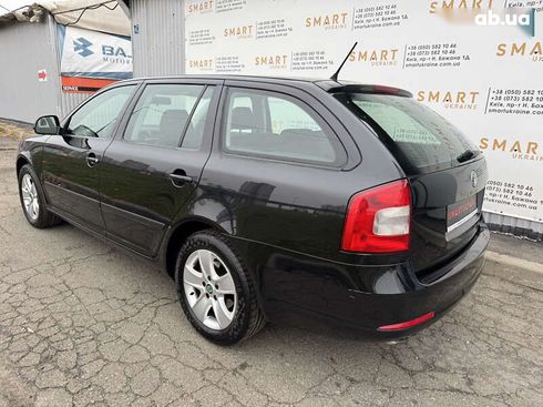 Skoda Octavia 2011 - фото 30