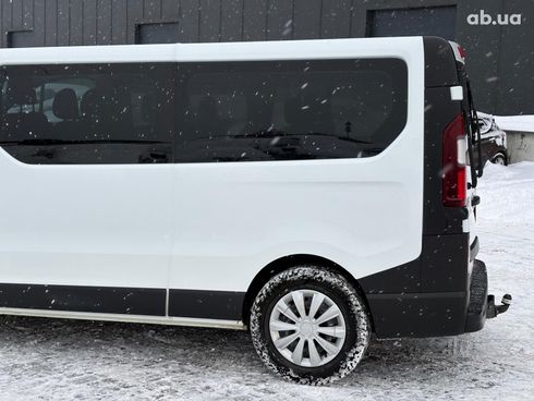 Renault Trafic 2019 белый - фото 9