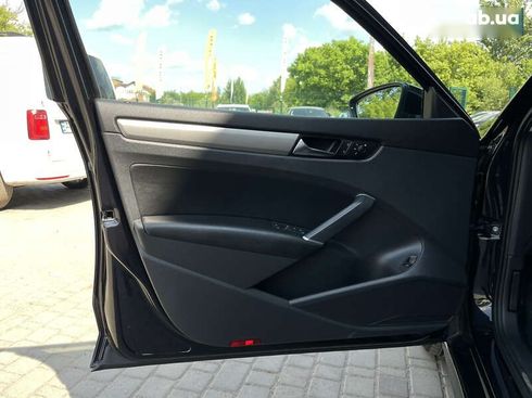 Volkswagen Passat 2021 - фото 23