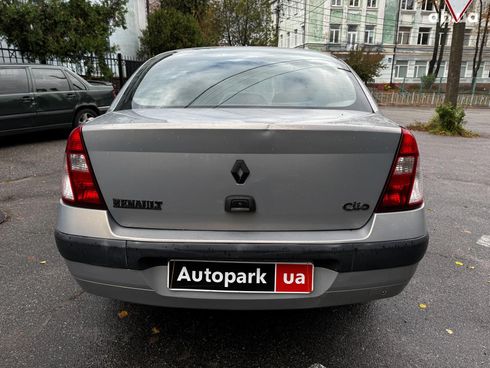Renault Clio 2006 серый - фото 7
