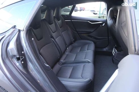 Tesla Model S 2018 - фото 10