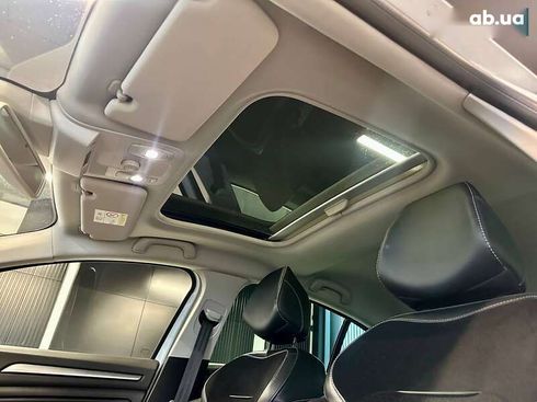 Renault Megane 2018 - фото 24