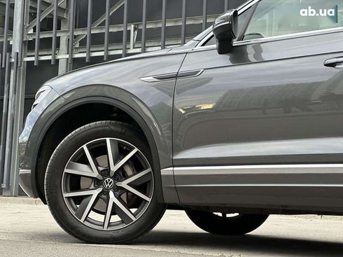 Volkswagen Touareg 2021 - фото 10