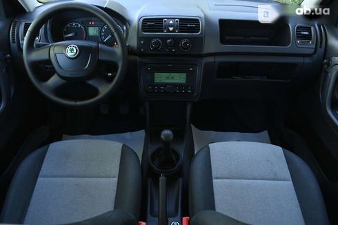 Skoda Fabia 2009 - фото 24