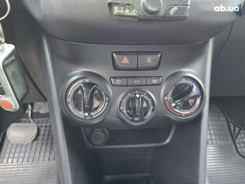 Peugeot 208 2012 - фото 15