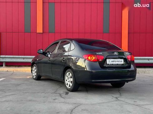 Hyundai Elantra 2008 - фото 6