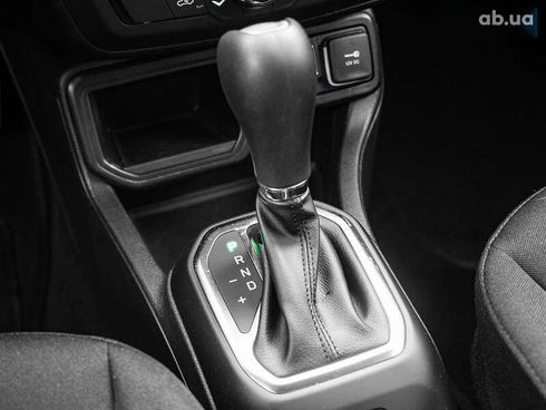 Jeep Renegade 2020 - фото 22