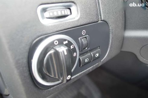 Land Rover Discovery 2012 - фото 8