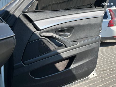 BMW 5 серия 2013 белый - фото 30