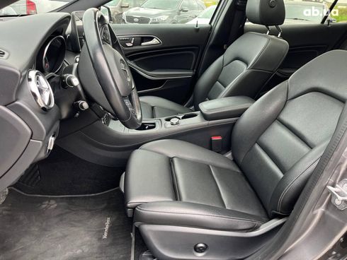 Mercedes-Benz GLA-Класс 2019 серый - фото 40
