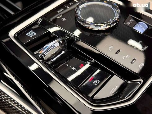 BMW 7 серия 2025 - фото 28