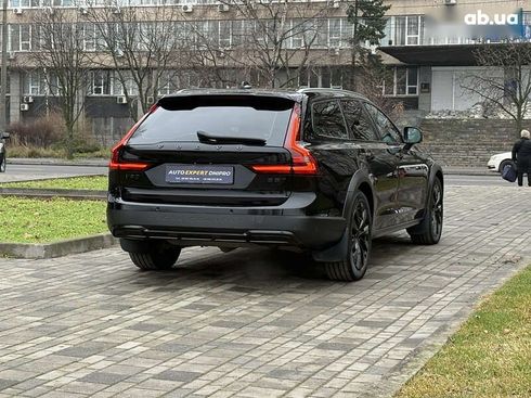 Volvo V90 Cross Country 2022 - фото 14