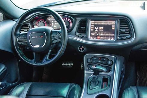 Dodge Challenger 2017 - фото 27