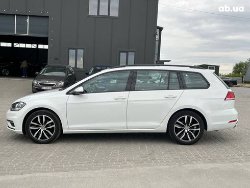 Volkswagen Golf 2020 белый - фото 11