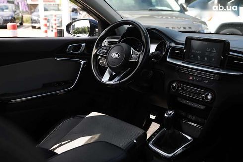 Kia Cee'd 2019 - фото 11