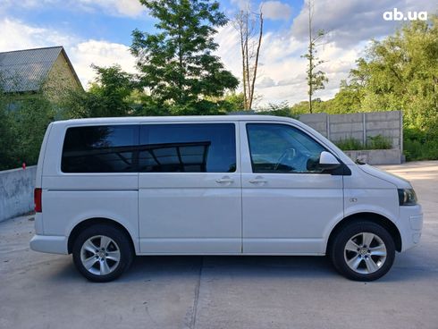 Volkswagen Caravelle 2011 белый - фото 4