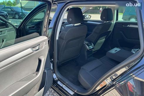 Skoda Superb 2016 - фото 14