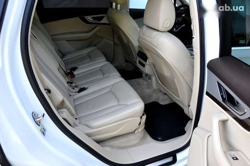 Audi Q7 2017 - фото 28