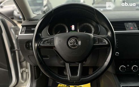 Skoda Octavia 2018 - фото 14