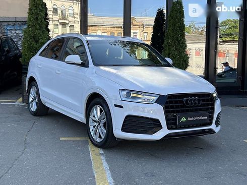 Audi Q3 2017 - фото 6