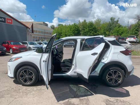 Nissan Kicks 2021 белый - фото 16