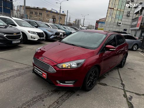 Ford Focus 2015 красный - фото 2