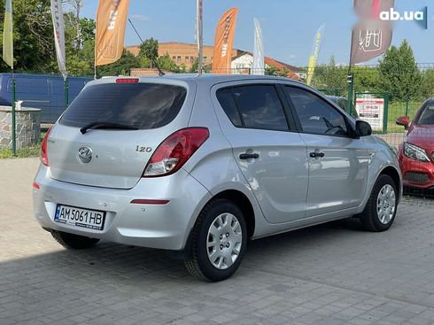 Hyundai i20 2014 - фото 13