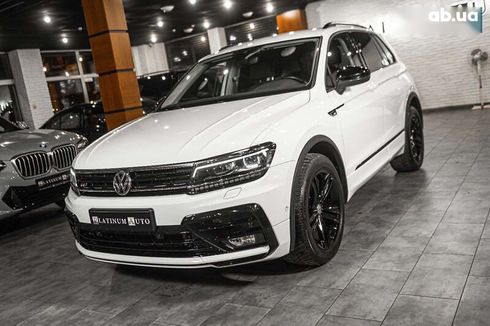 Volkswagen Tiguan 2020 - фото 18